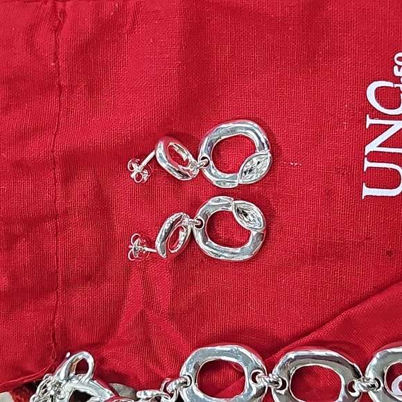 UNO DE 50 "TOGETHER" SILVER FINISH CRYSTAL NECKLACE AND EARRING SET! NWOT! - Picture 2 of 4